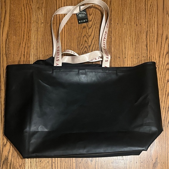ALOHA XCHNG Black Tote - Picture 7 of 11